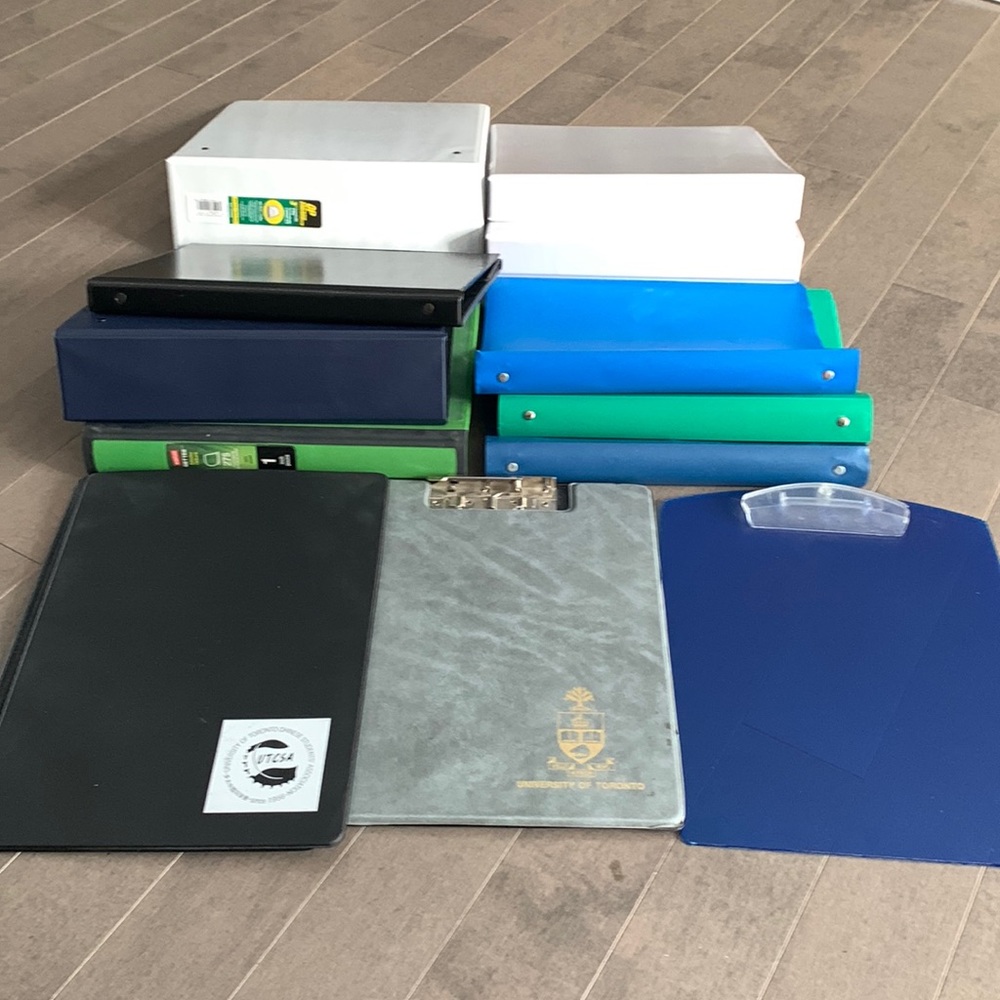 Set of 9 binders and 3 clipboards
